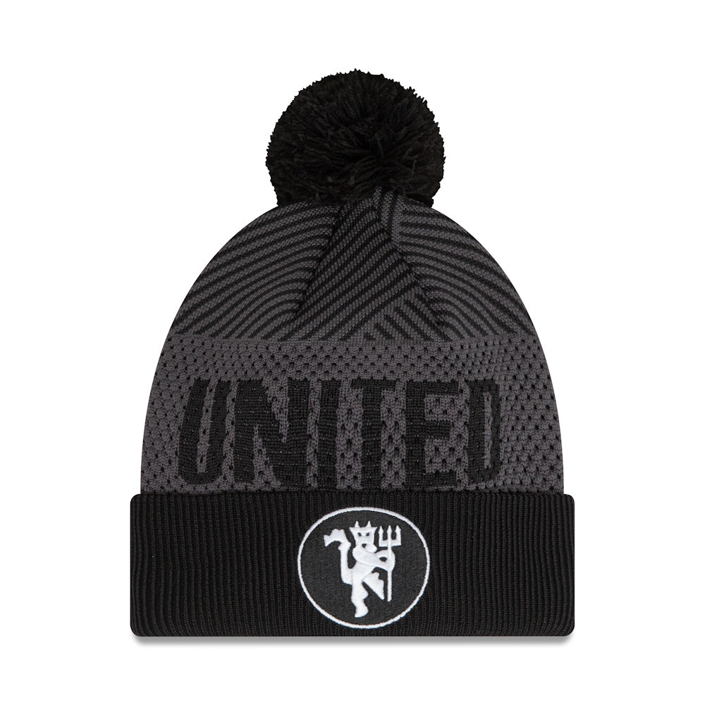 Manchester United F.C New Pom Beanie