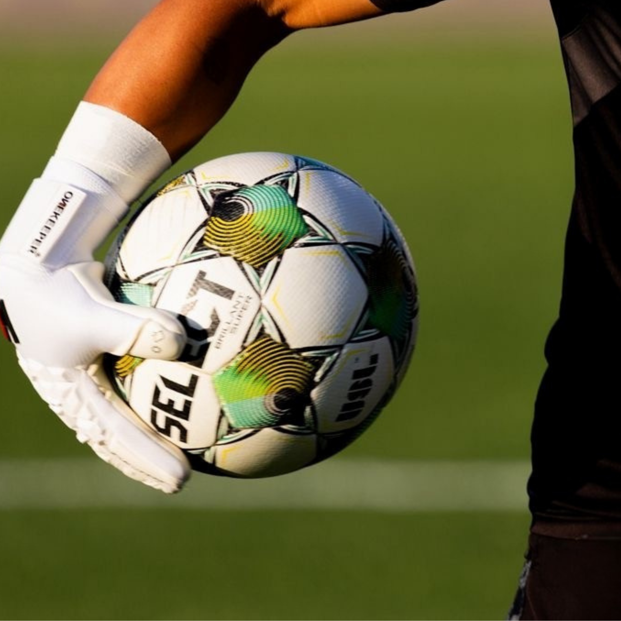 ONEKEEPER Ace White GK Glove