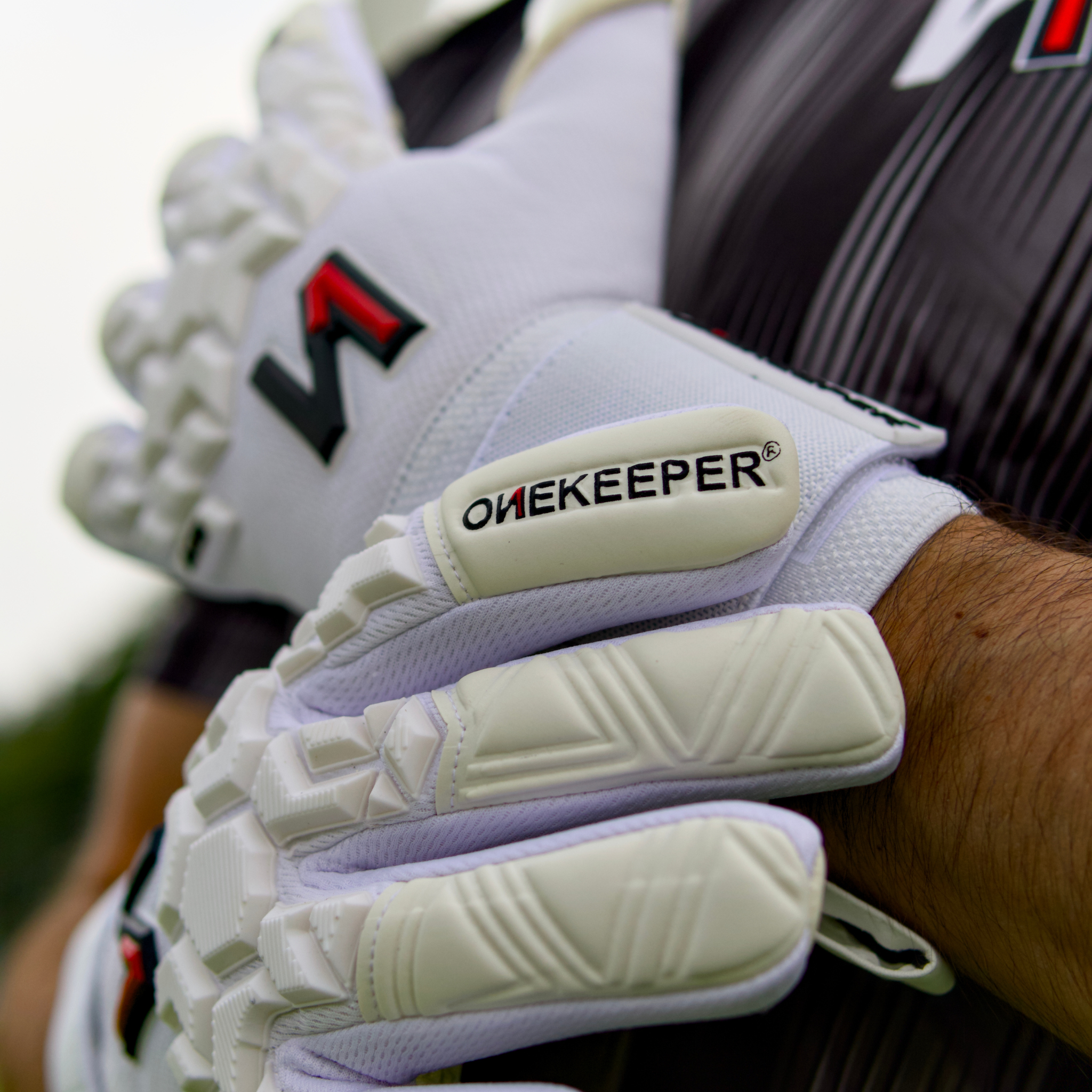 ONEKEEPER Ace White GK Glove