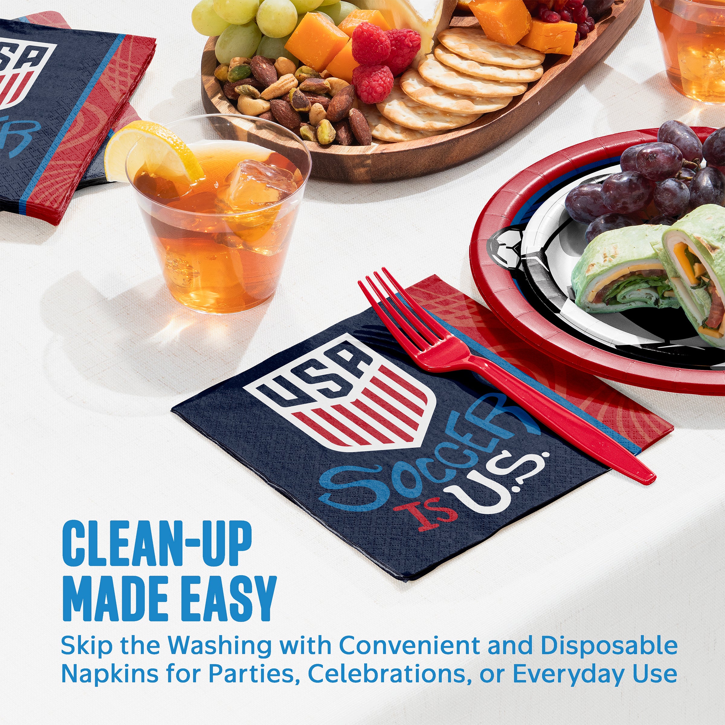 US Men's National Soccer Team 9" Dinner Plates (16ct) & Dinner Napkins (32ct)
