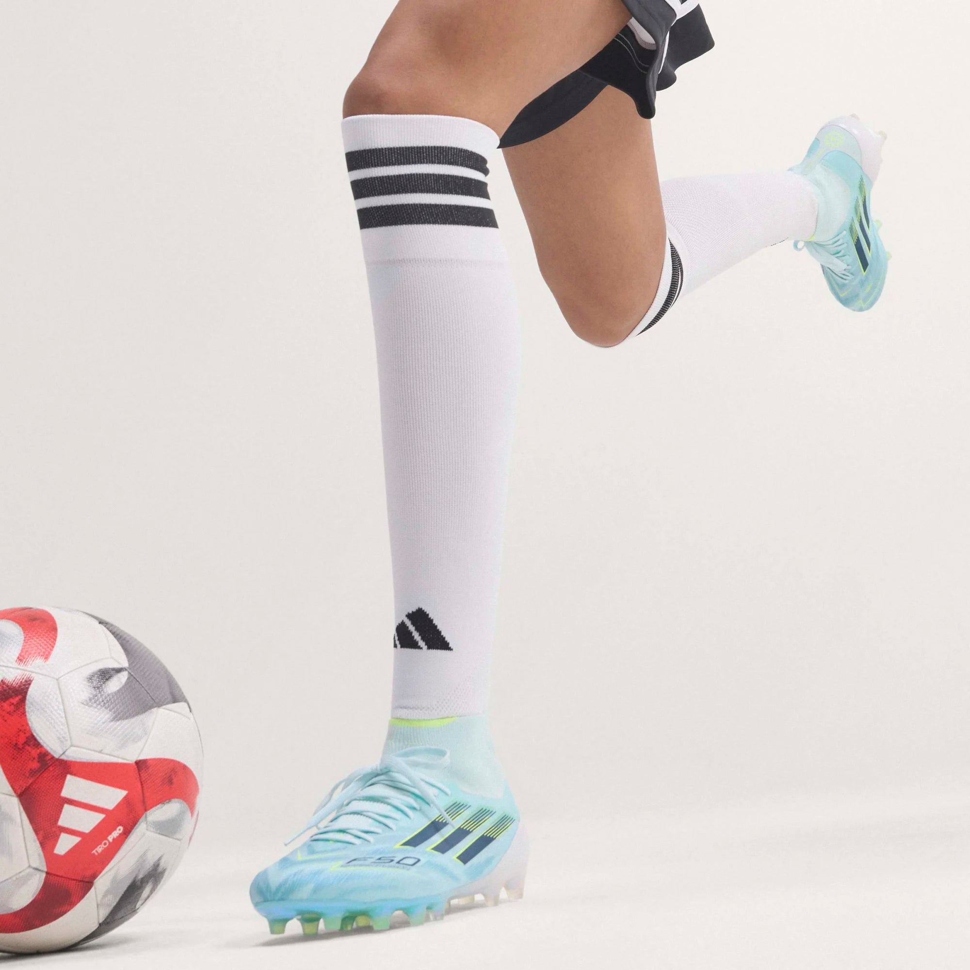 Adidas F50 SparkFusion Elite Mid Cut FG/AG-Women's