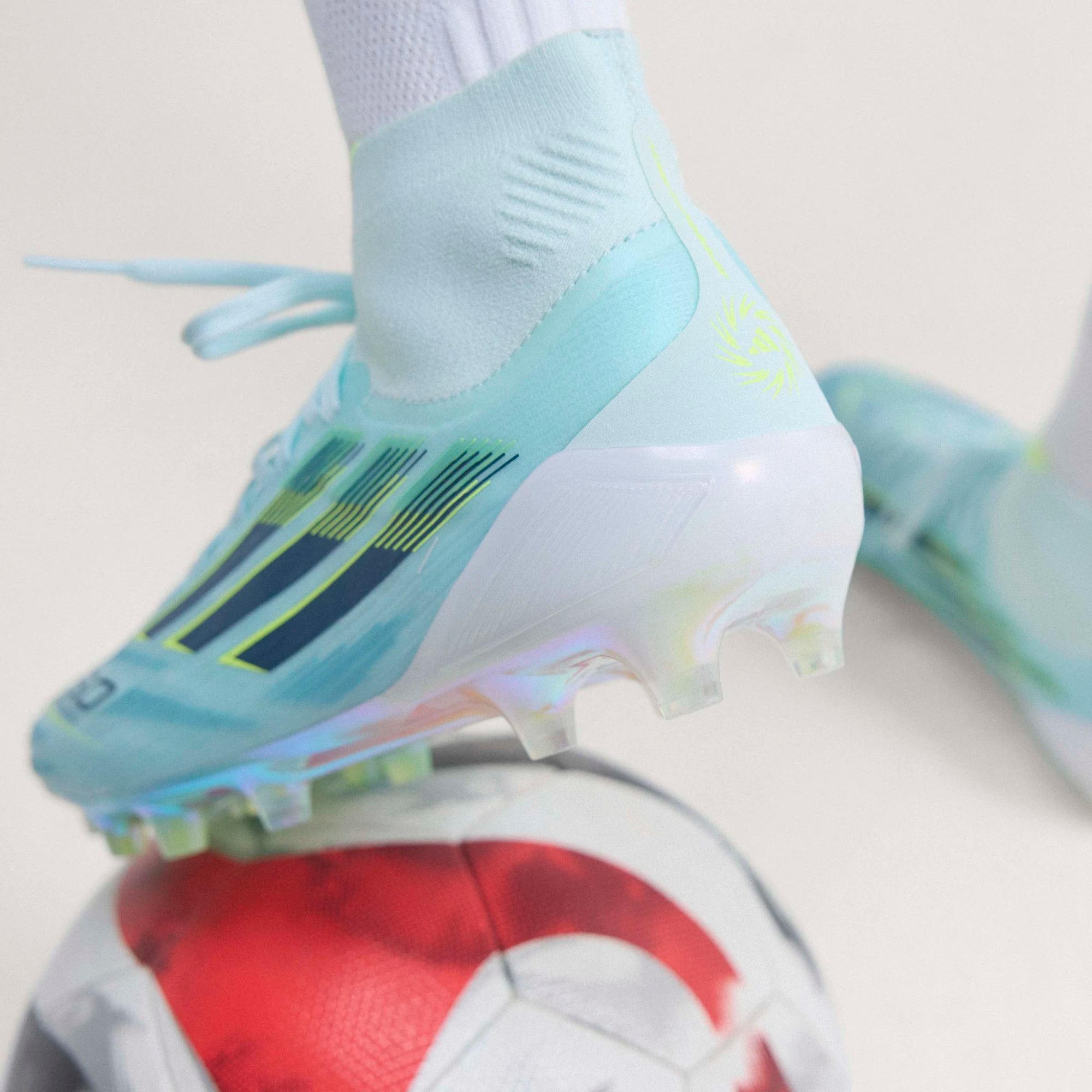Adidas F50 SparkFusion Elite Mid Cut FG/AG-Women's