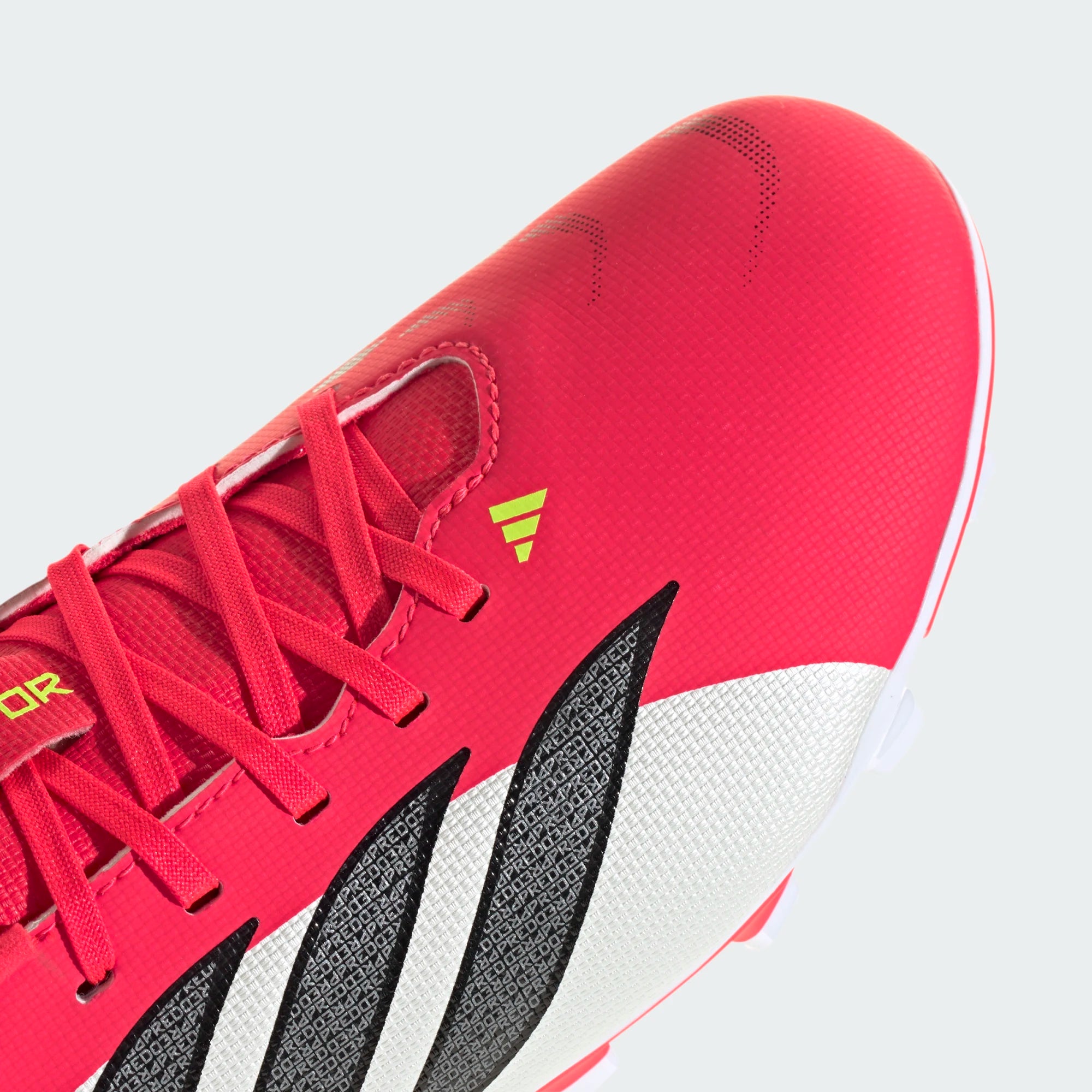 Adidas Predator Club 26 FG/MG Jnr